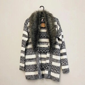 New Red Camel fair isle faux fur collar cardigan medium  skiing winter preppy